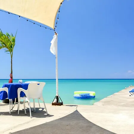 Beach Front Hotel