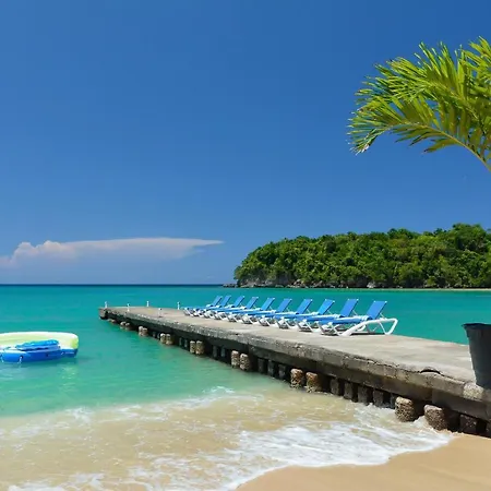 Beach Front Hotel